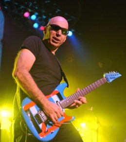 joe satriani 2013 03