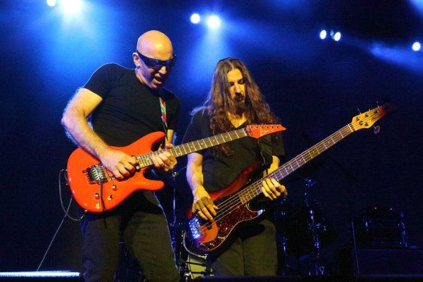 joe satriani 2013 04