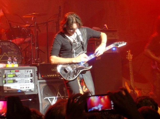 Steve Vai 2013 07