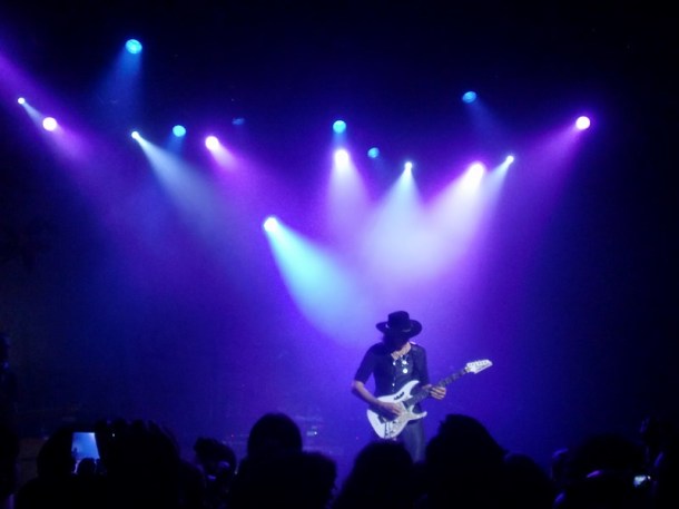Steve Vai 2013 09