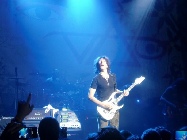 Steve Vai 2013 23