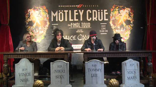 motleycruepressconference