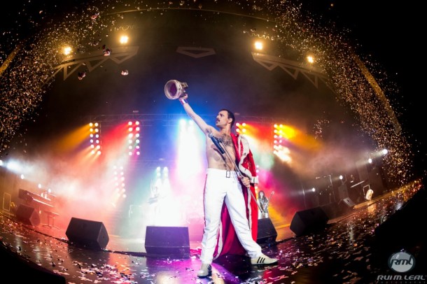 God Save The Queen live at Auditorio Mar de Vigo