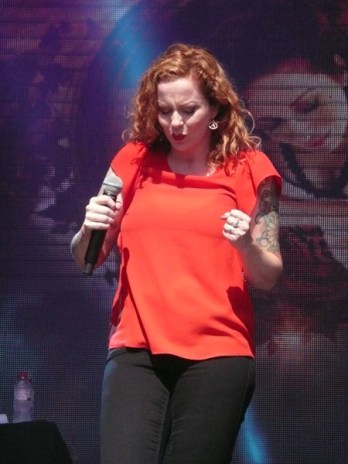 Be Prog! My Friend 2016 Anneke Van Giersbergen presents The Gentle Storm 01