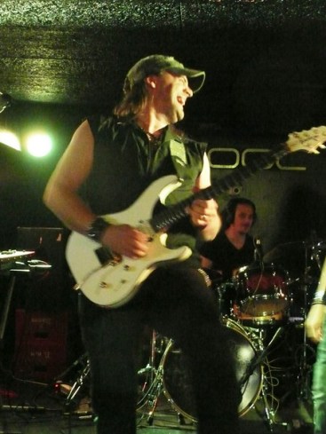 Güru Be Cool 2.016 01