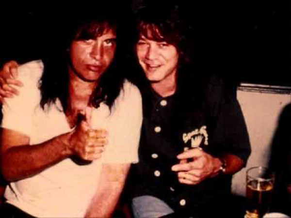 Eddie VH y Gene Simmons.jpg