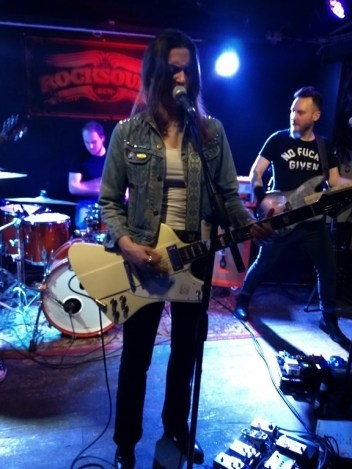 Laura Cox Band BCN 2018 03.jpg